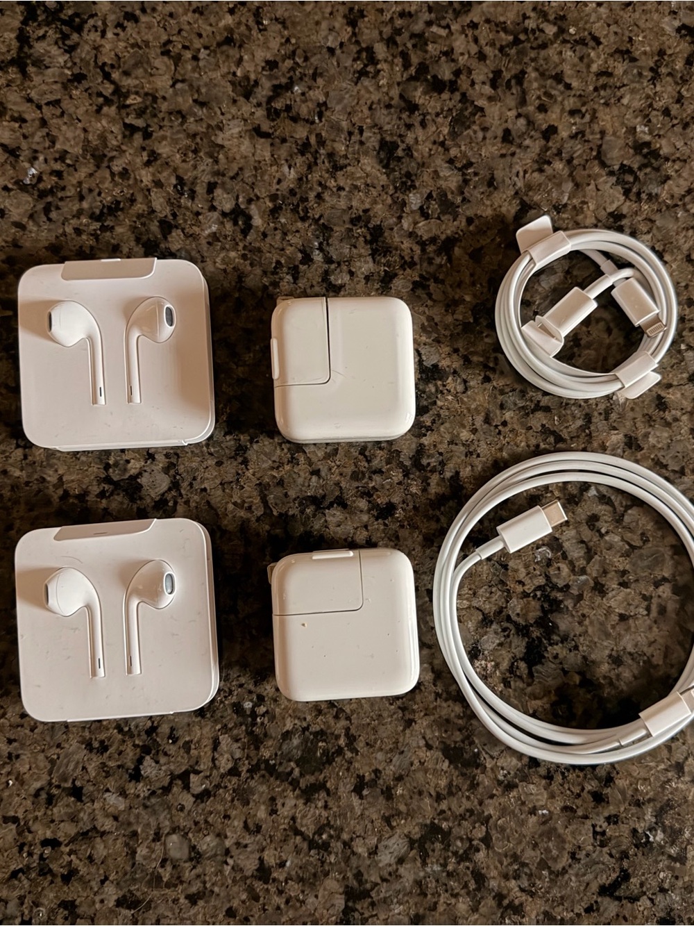 Apple White EarPods, Lightning Cables & USB Power Adapters Bundle